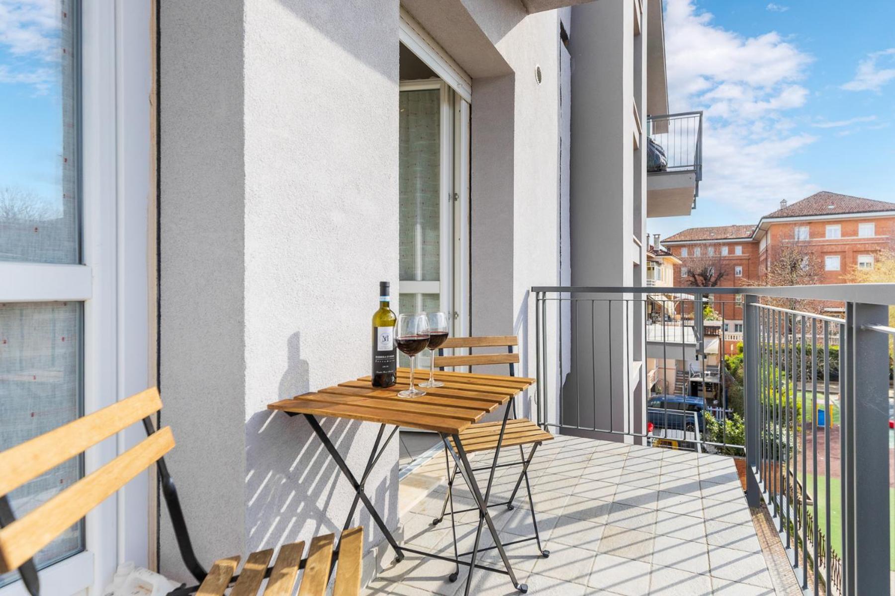 Appartamento Centrale Con Parcheggio E Wi-Fi Gratuito Ac アルバ エクステリア 写真