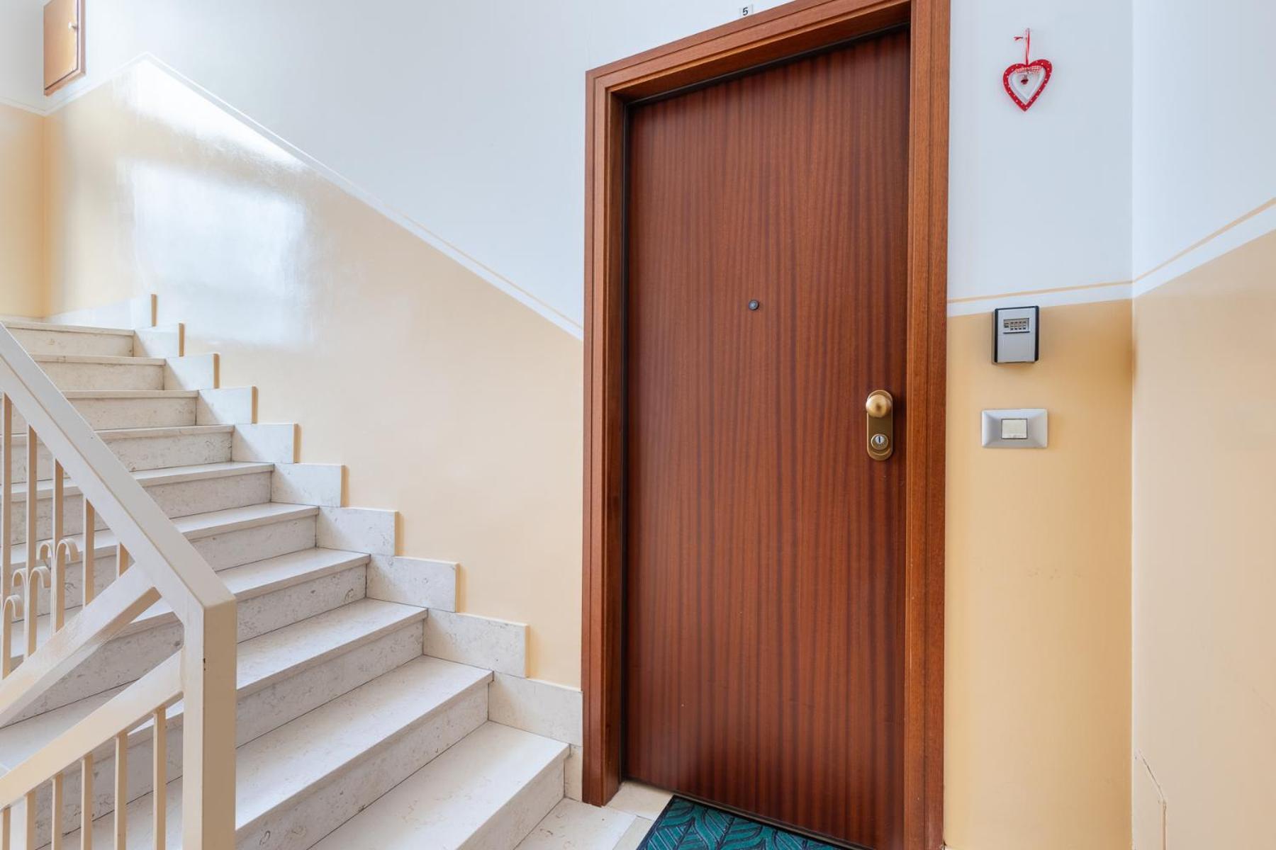 Appartamento Centrale Con Parcheggio E Wi-Fi Gratuito Ac アルバ エクステリア 写真